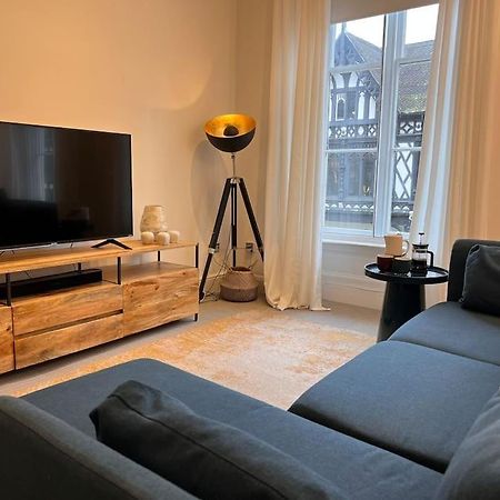 Modern Apartment Within Historic Chester City Walls Εξωτερικό φωτογραφία